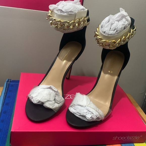 Shoe Dazzle/ Size: 11/ Black & Gold Heels - Picture 4 of 8